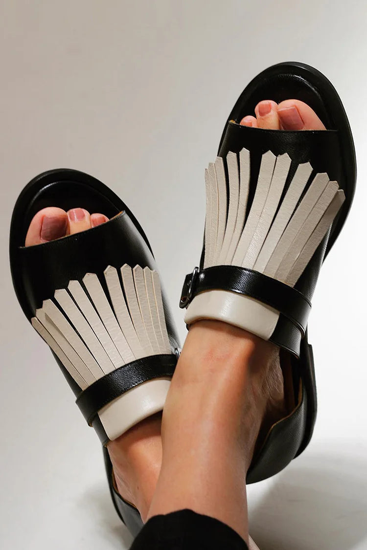 Dahlia – Contrast Open Round-Toe Slip-On Sandals with Fringe – Byron Grace