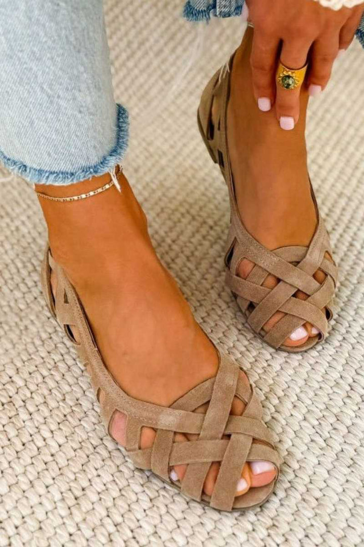 Ruby – Casual Woven Flat Open-Toe Sandals with Criss-Cross Straps – Byron Grace