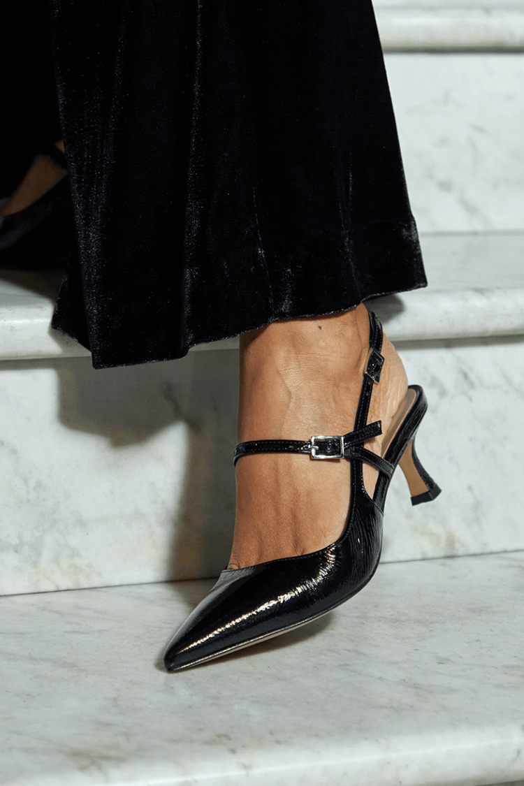 Julia – Black High-Shine Pointed Slingback Heels – Byron Grace