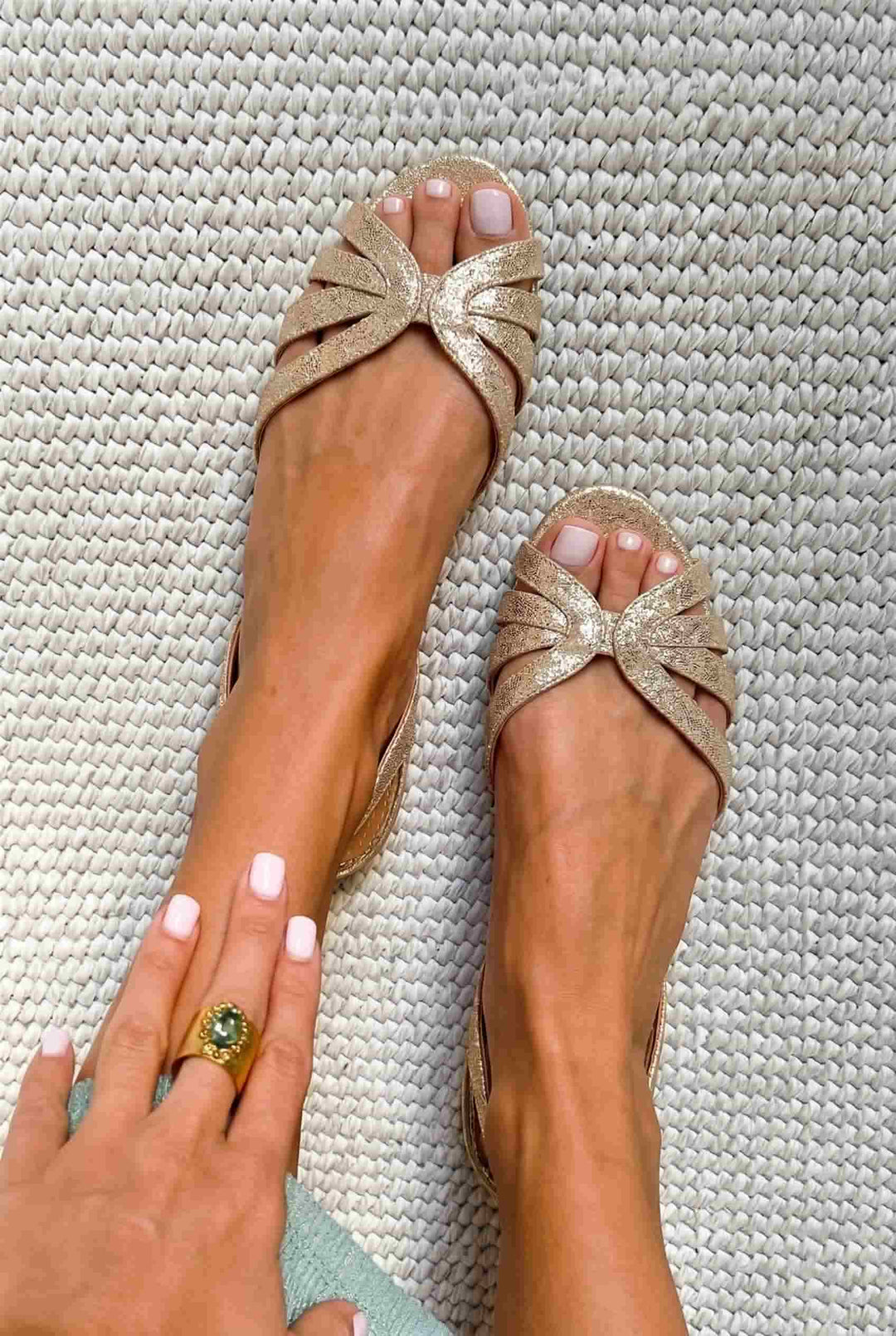 Margot – Gold Metallic Flat Open-Toe Slingback Sandals with Straps – Byron Grace