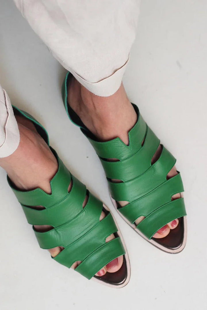 Karina – Casual Cut-Out Peep-Toe Pointed Slip-On Ballet Flats – Byron Grace