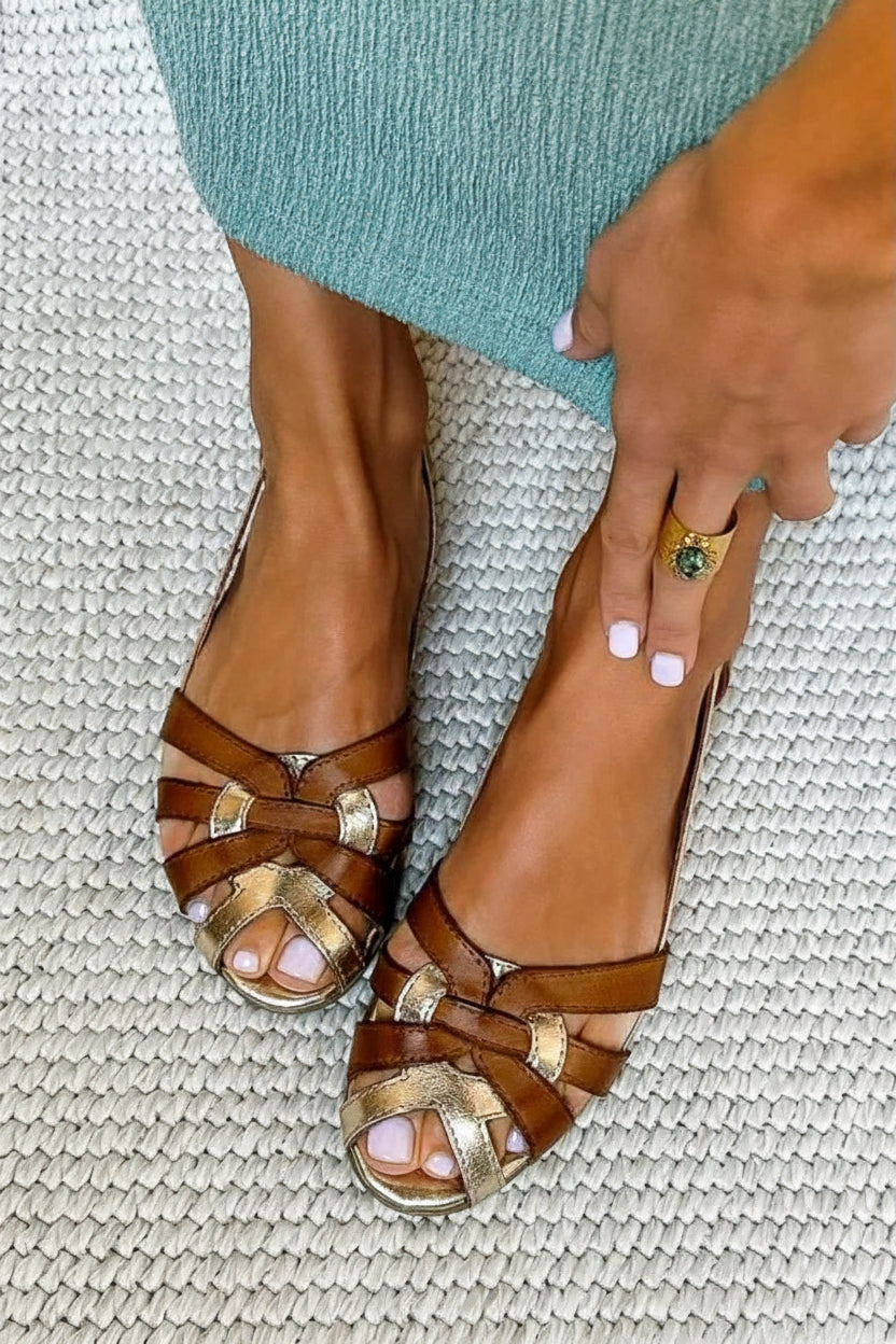 Romy – Brown Woven Metallic Flat Summer Sandals with Straps – Byron Grace