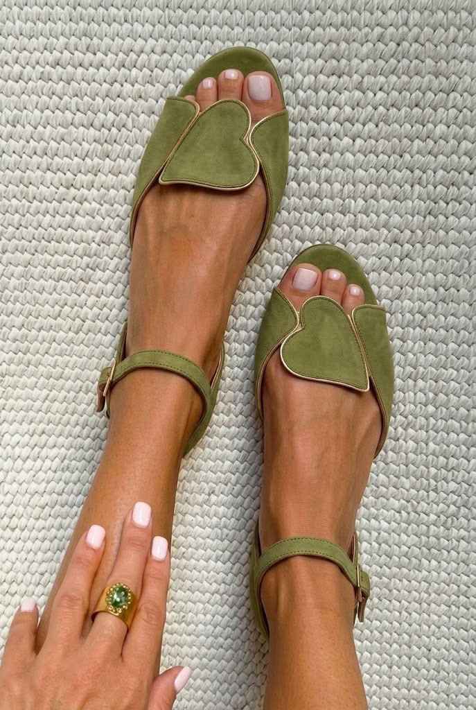Eleanor – Pink Open-Toe Sandals with Ankle Strap and Heart Motif – Byron Grace