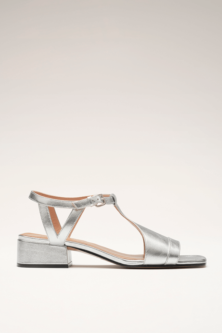 Cecilia – Sandals with Criss-Cross Bands and Low Block Heel – Byron Grace