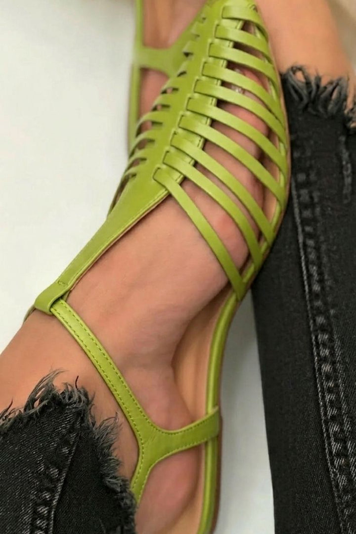 Camille – Black Casual Essential Cut-Out Pointed Sandals with T-Strap – Byron Grace