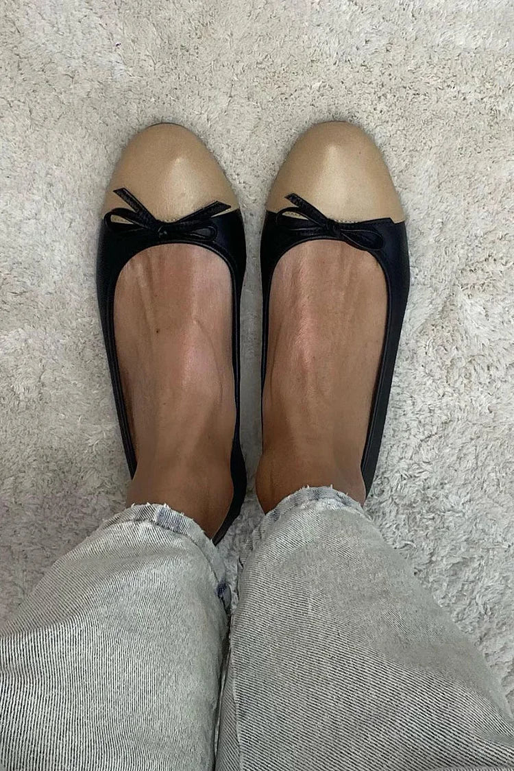 Nell – Black Colour-Block Round-Toe Ballet Flats with Bow – Byron Grace