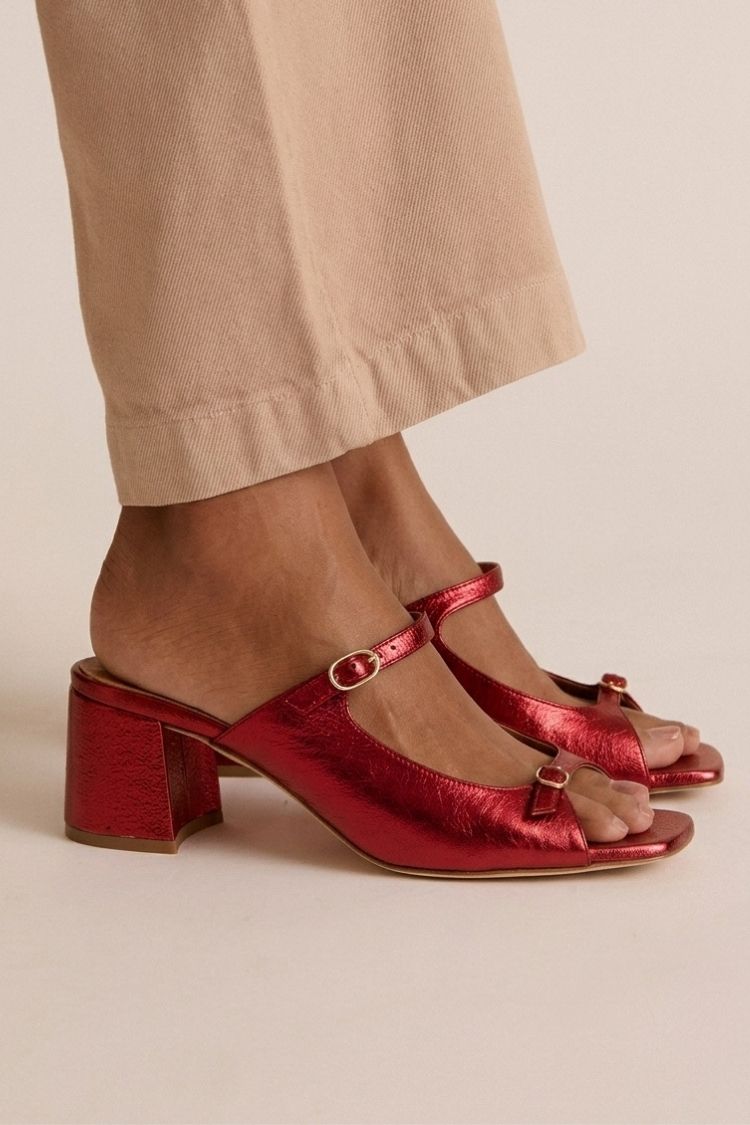 Tallulah – Gold Colour-Block Cut-Out Slingback Chunky Heels – Byron Grace