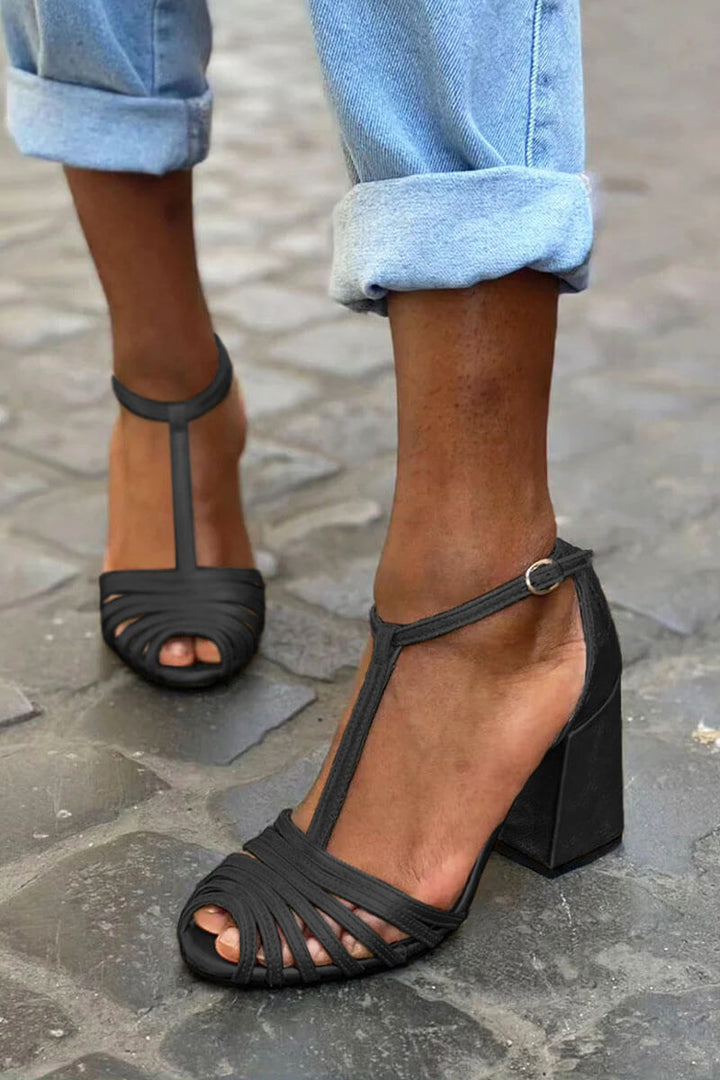 Tamsin – Peep-Toe Chunky Heels with Buckle, T-Strap and Straps – Byron Grace