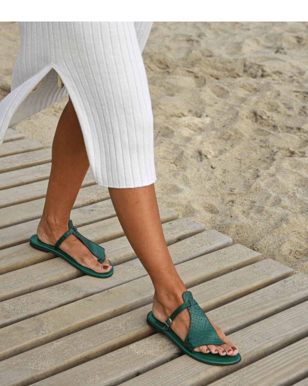 Isla – Croc-Effect Thong Sandals with Instep Strap and Buckle – Byron Grace