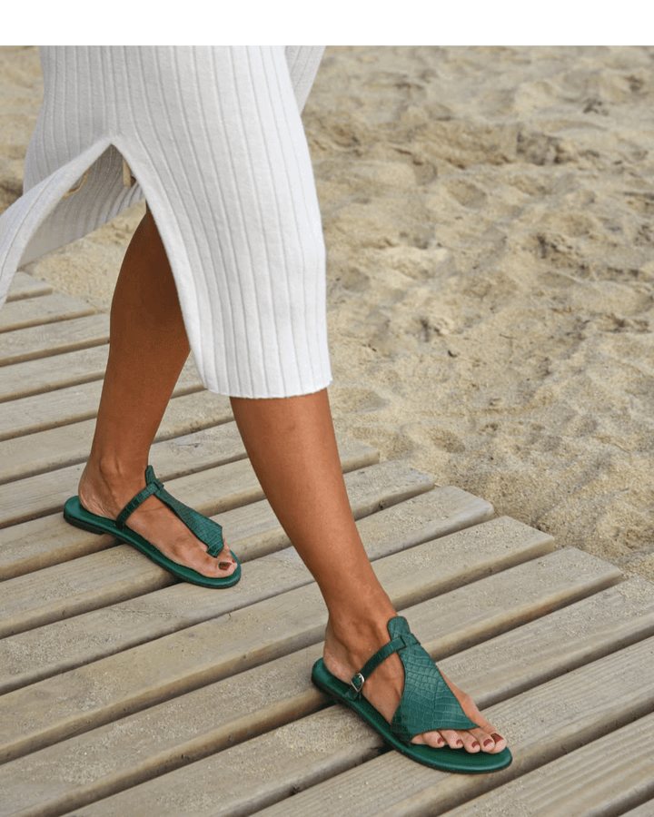 Isla – Croc-Effect Thong Sandals with Instep Strap and Buckle – Byron Grace