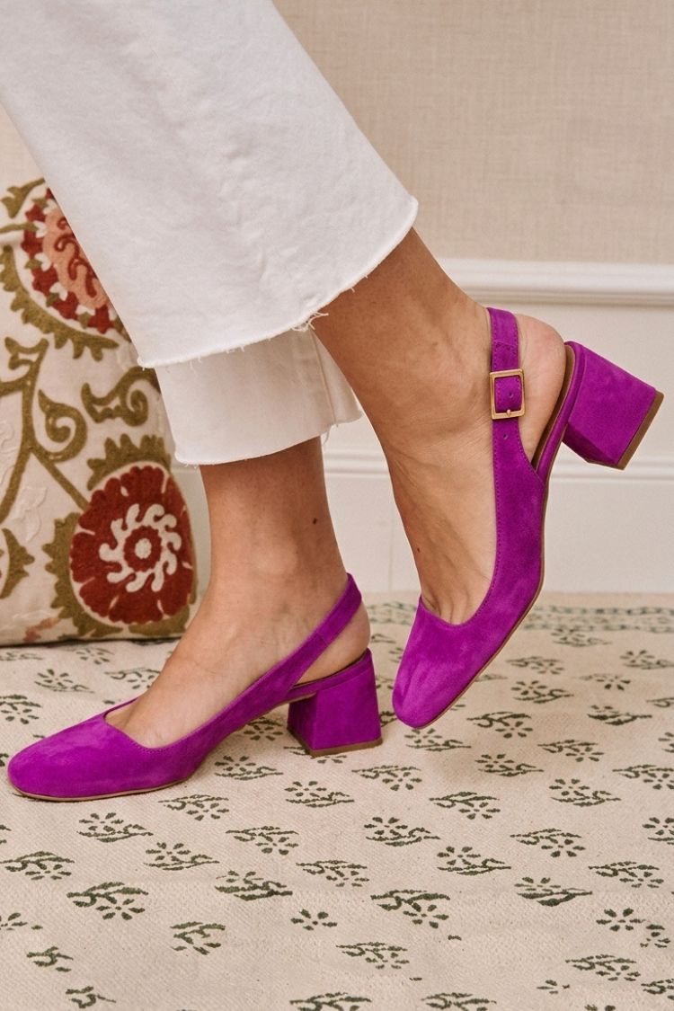 Hazel – Khaki Essential Chunky Square-Toe Slingback Heels with Buckle – Byron Grace