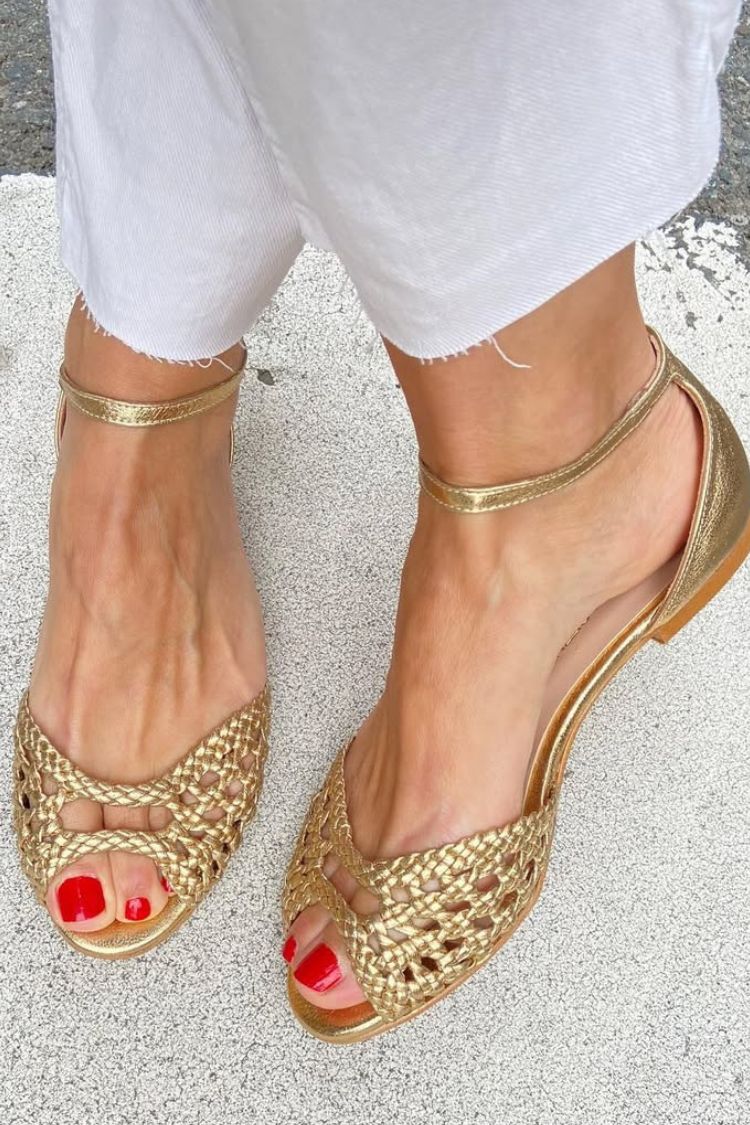 Giselle – Elegant Woven Cut-Out Flat Open-Toe Sandals with Ankle Strap – Byron Grace