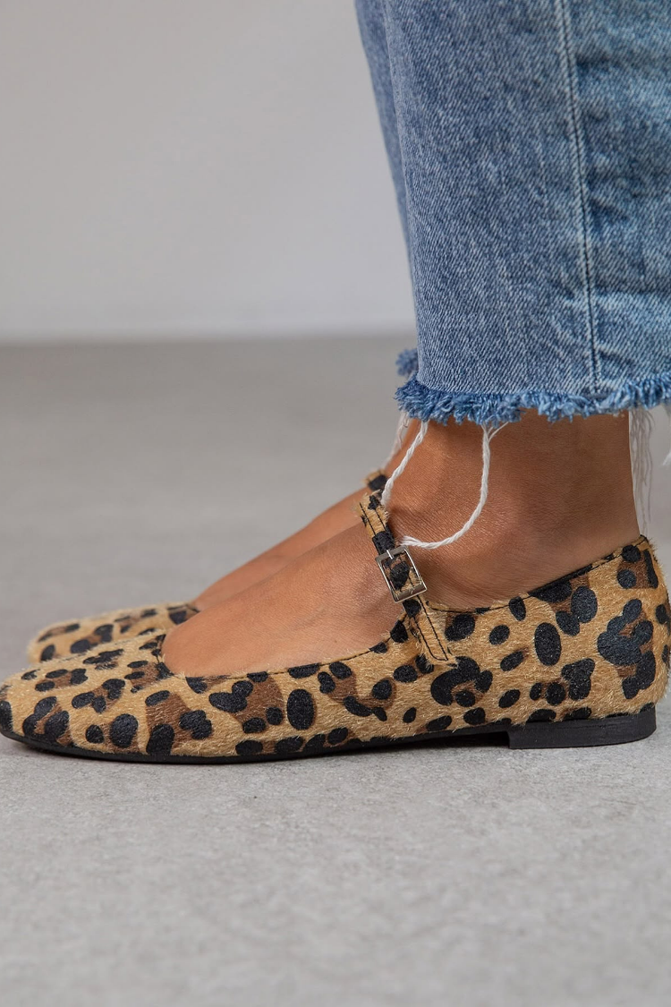 Una – Leopard-Print Ballet Flats with Adjustable Strap – Byron Grace
