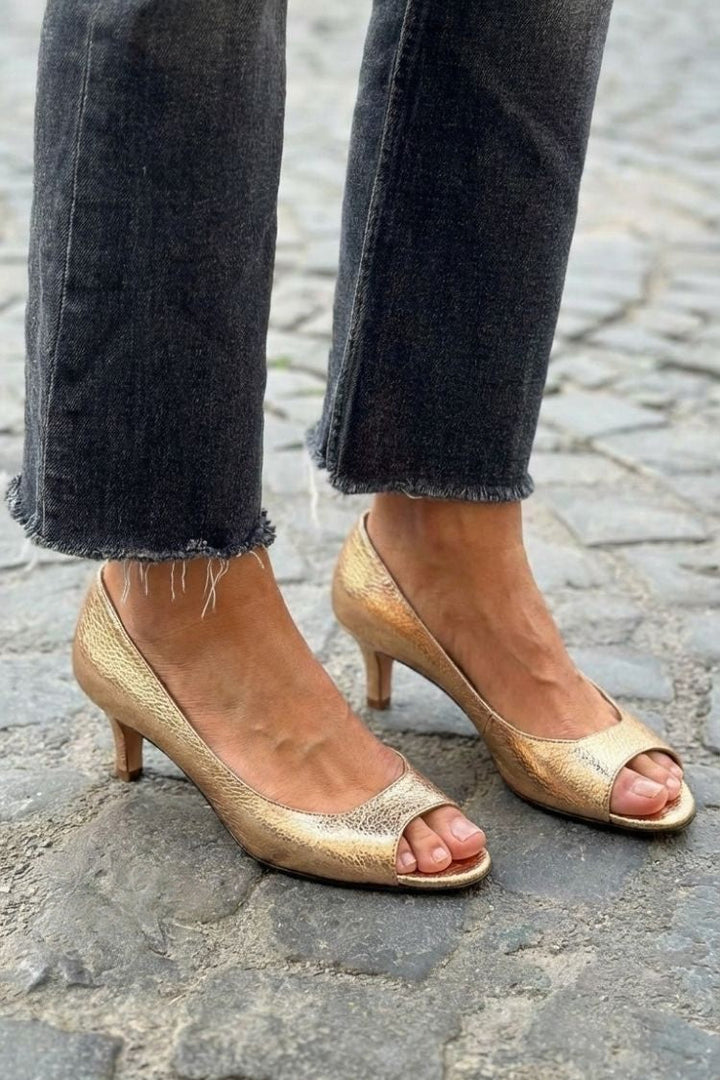 Ines – Champagne Gold Chic Metallic Peep-Toe Kitten Heels – Byron Grace