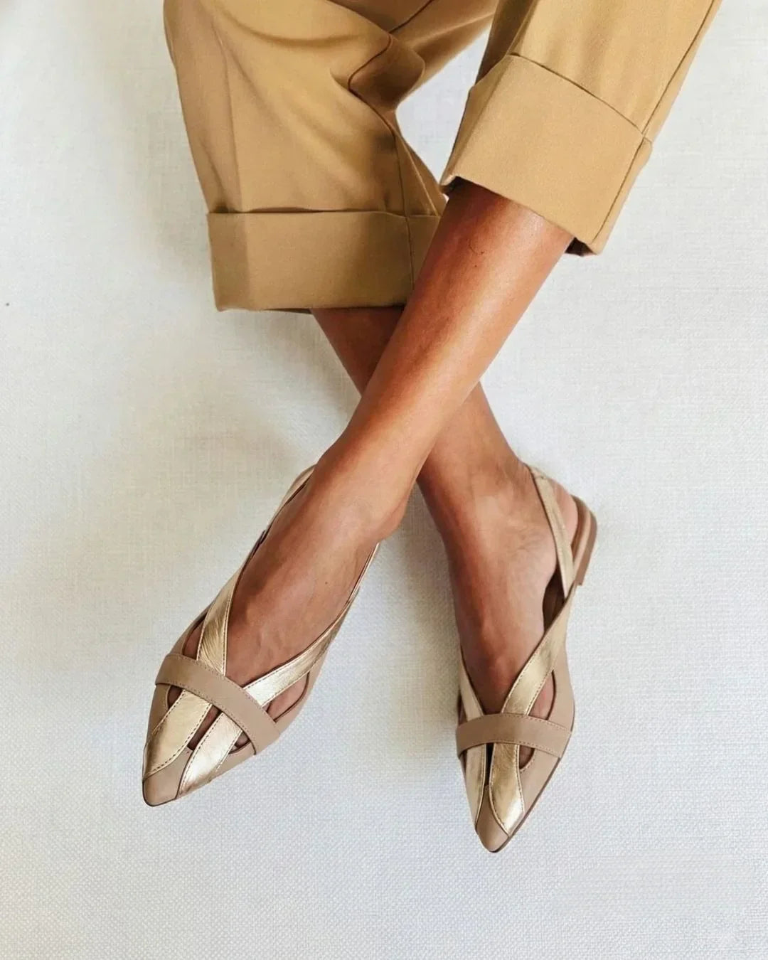 Rosalie – Gold Chic Colour-Block Pointed Slingback Ballet Flats – Byron Grace