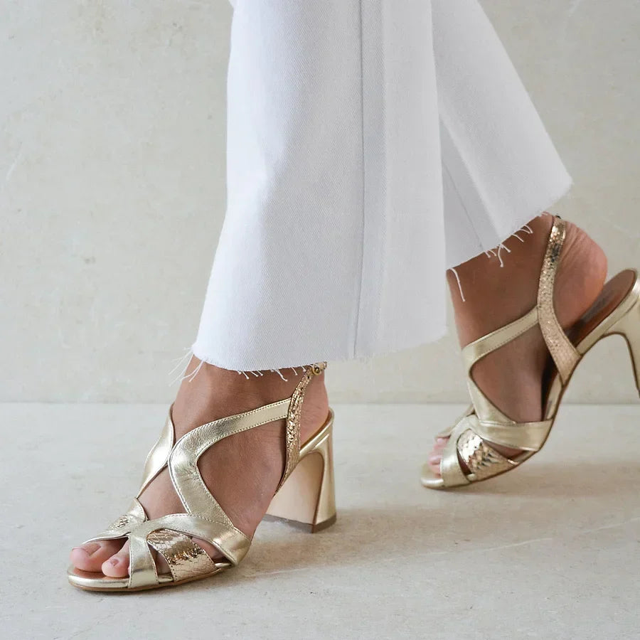 Kate – Glossy Cut-Out Peep-Toe Chunky Heels with Irregular Design – Byron Grace