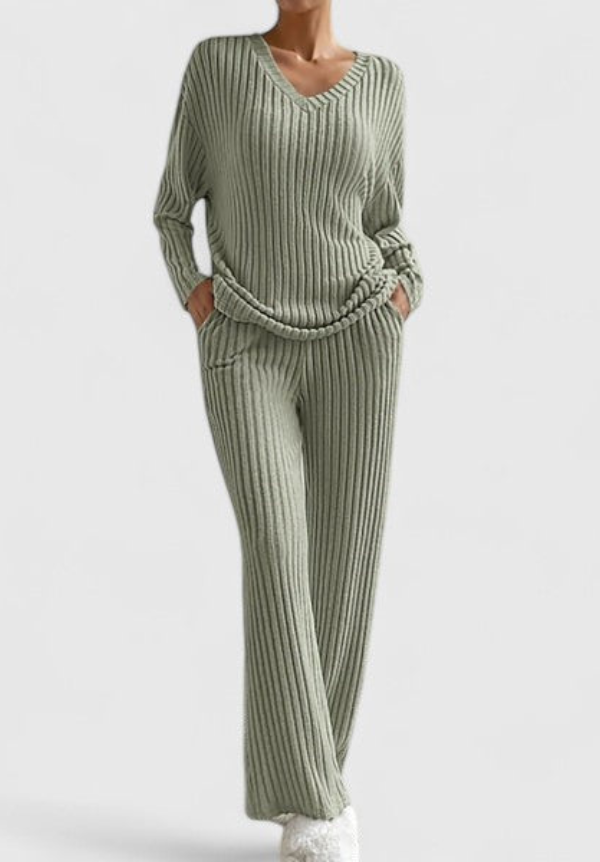 Angeline - Comfortable Set