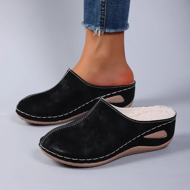 Dahlia – Orthopaedic Comfort Slippers