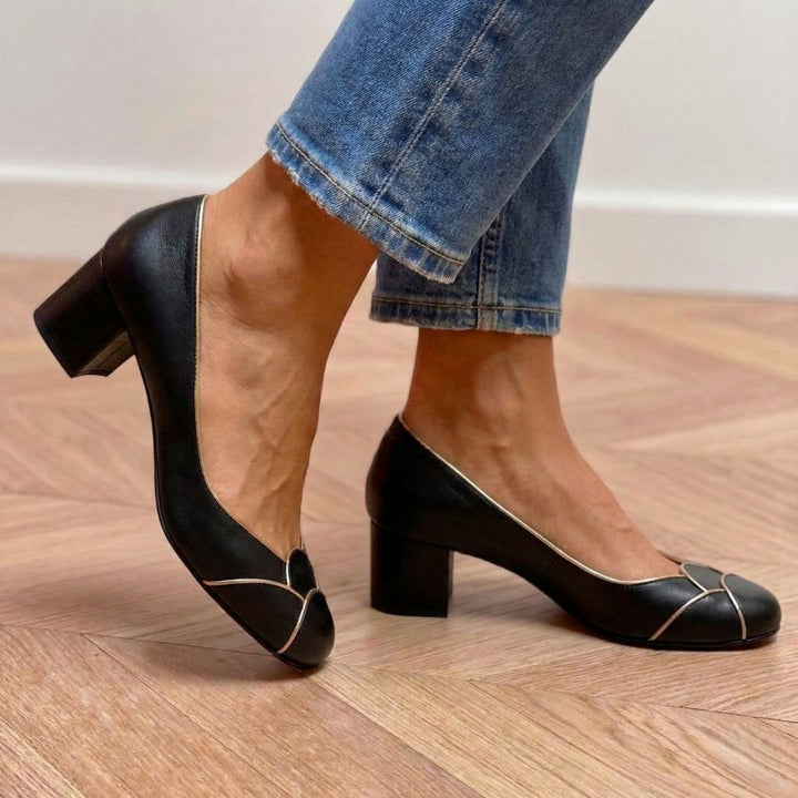 Francesca – Black and Gold Elegant Round-Toe Block Heels with Contrast Trim – Byron Grace