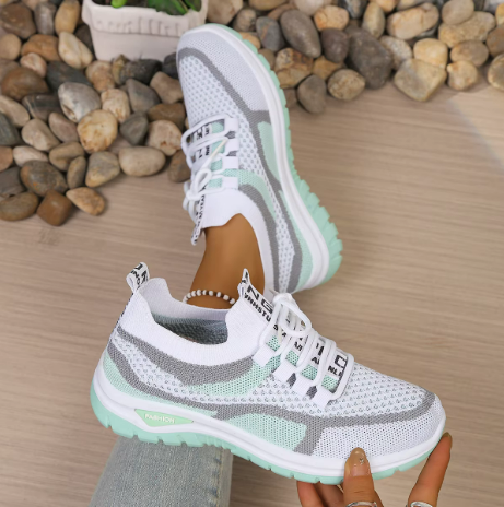 Noa – Lightweight Comfort Sneakers
