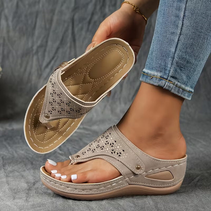 Juno – Comfortable Wedge Sandals for Everyday Wear