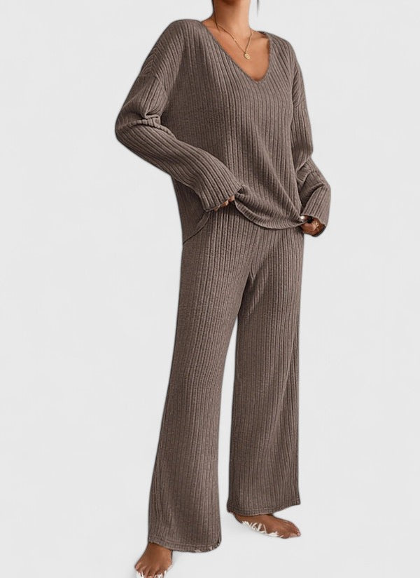 Angeline - Comfortable Set