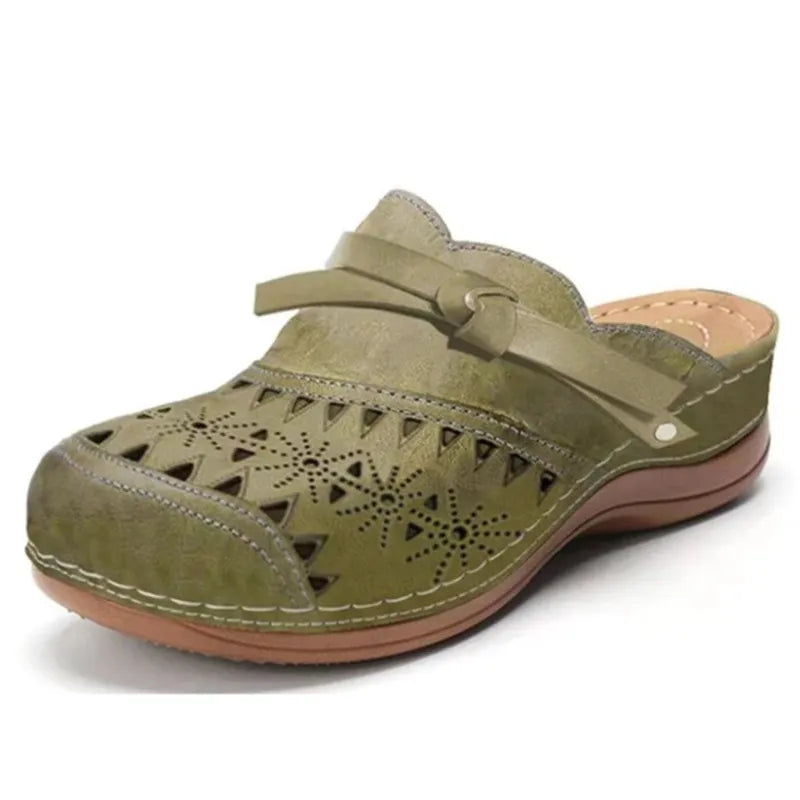 Vivi – Orthopaedic Comfort Clogs for Everyday Wear
