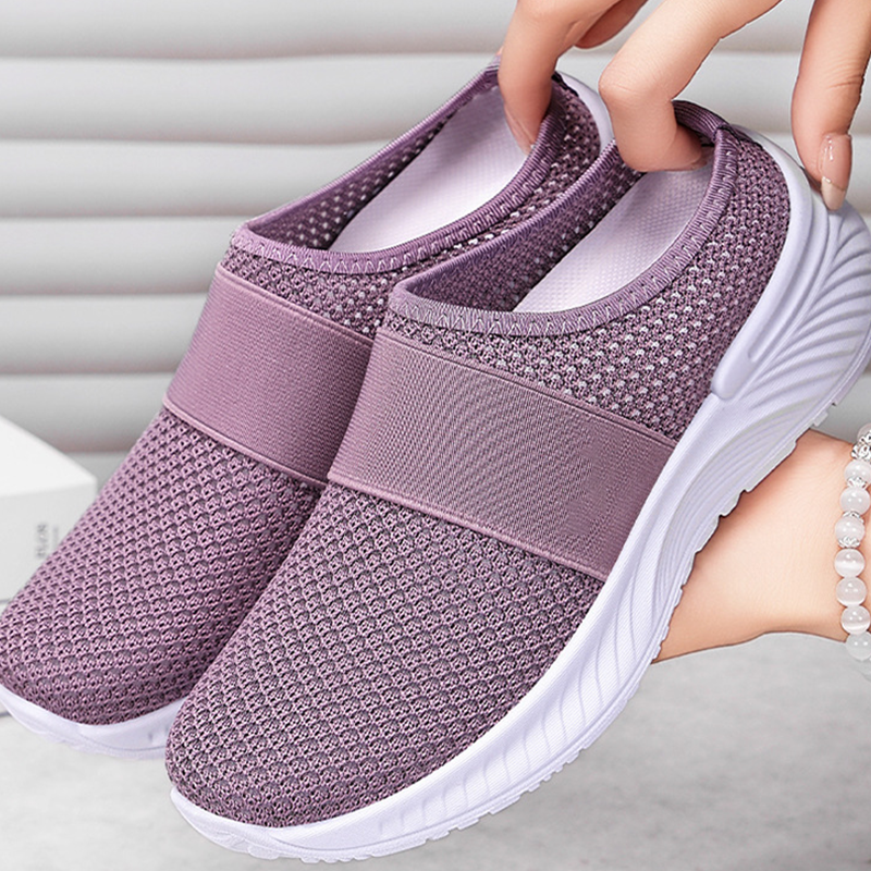 Lara – Breathable Slip-On Comfort Shoes